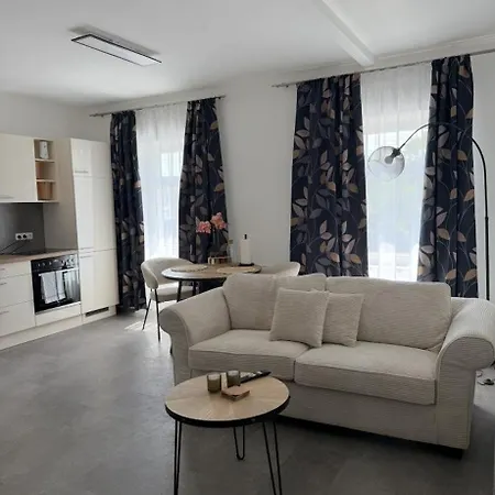 Апартаменты Zentrale Moderne In *