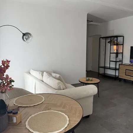 Апартаменты Zentrale Moderne In Линц