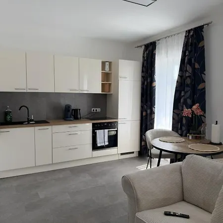 Zentrale Moderne In Апартаменты *